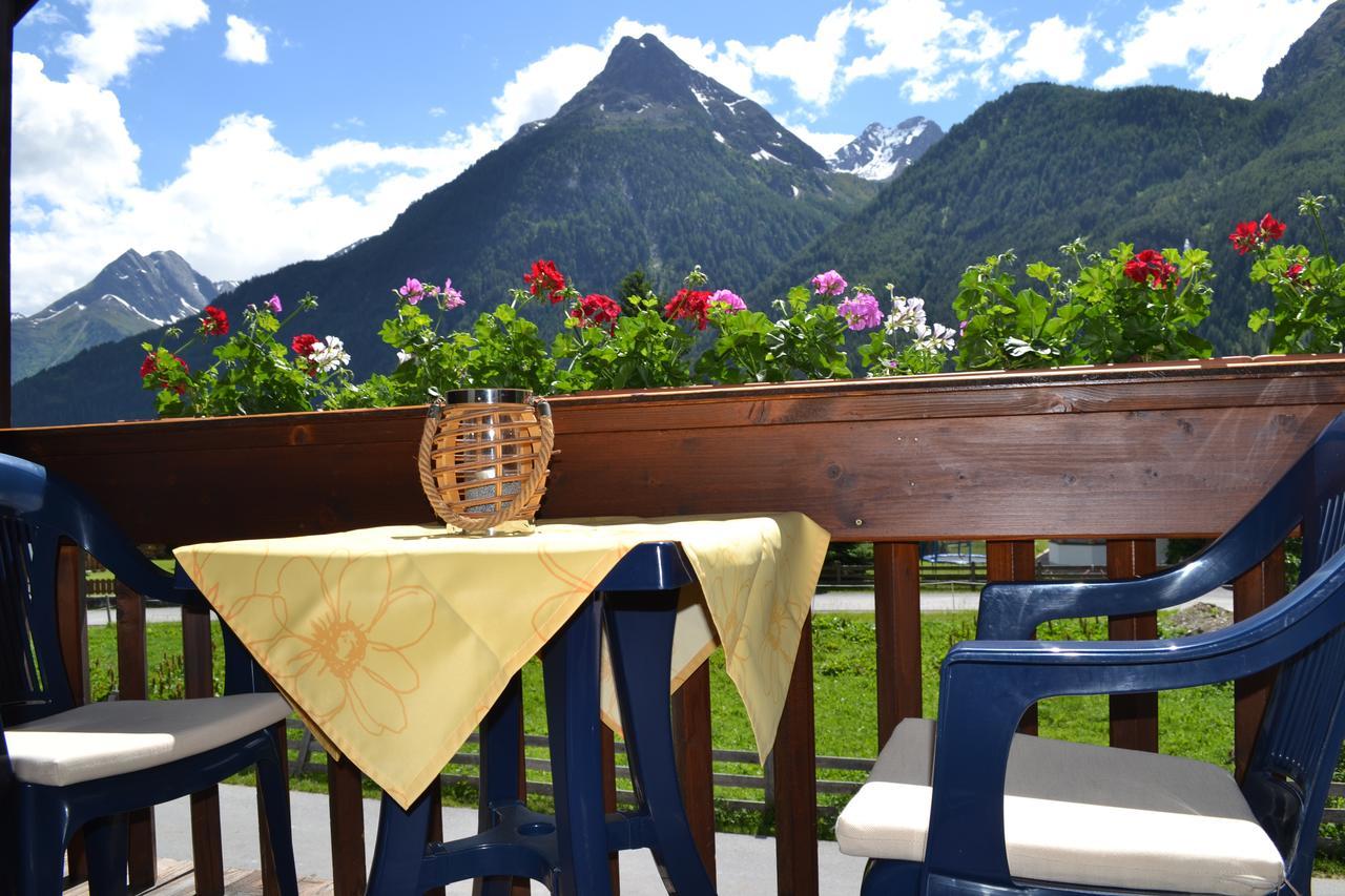 Alpin Apart Maurer Längenfeld Dış mekan fotoğraf